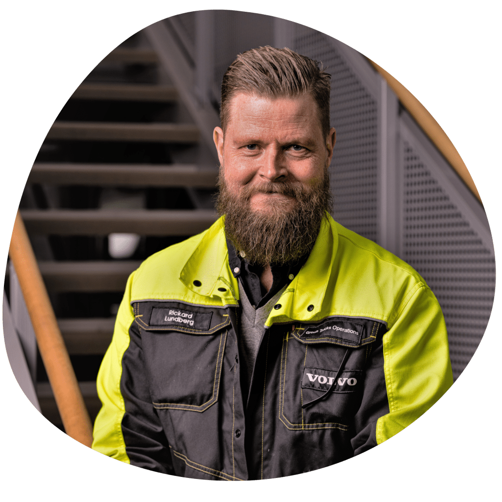 Bild på Rickard Lundberg, platschef på Volvo i Skövde